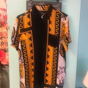 Multi colored causal shirt